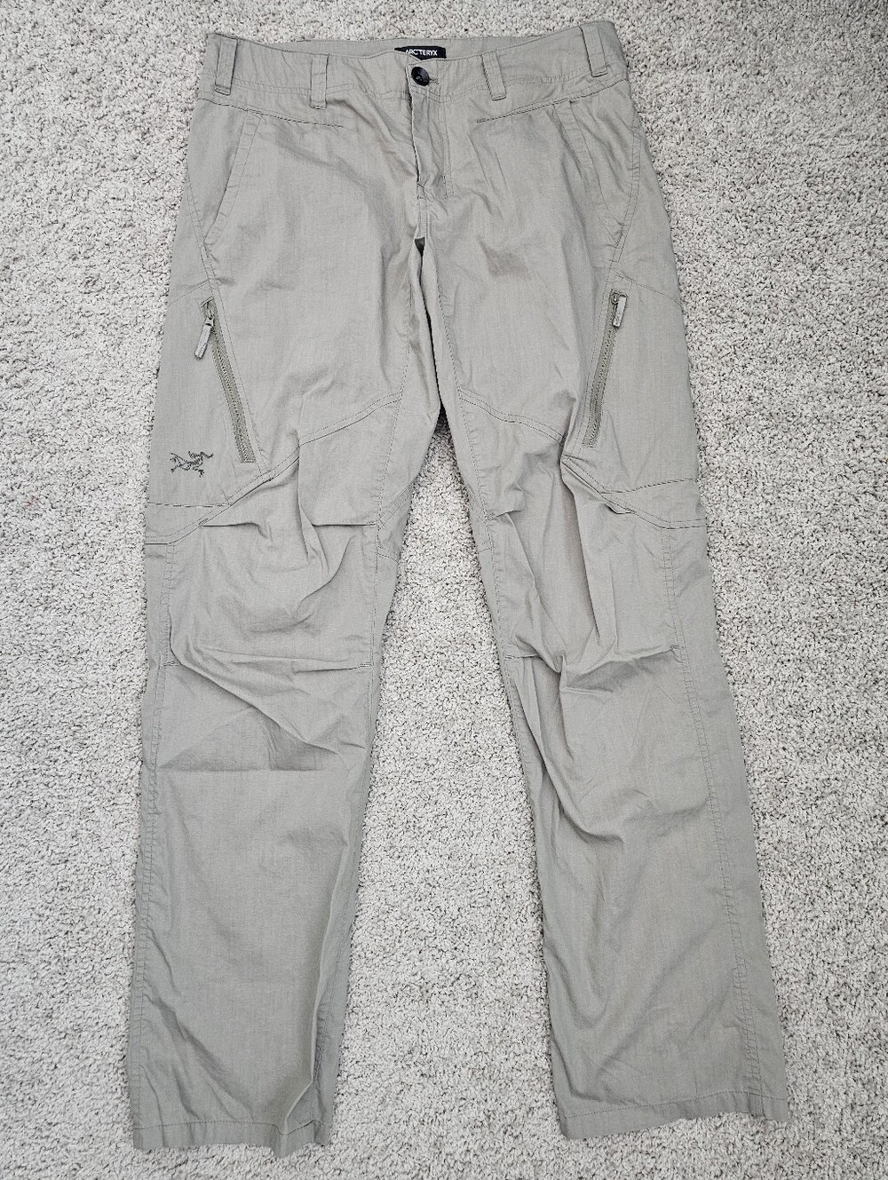 Arc'teryx Hiking  Mens 30 Khaki Trim Fit  CA34438